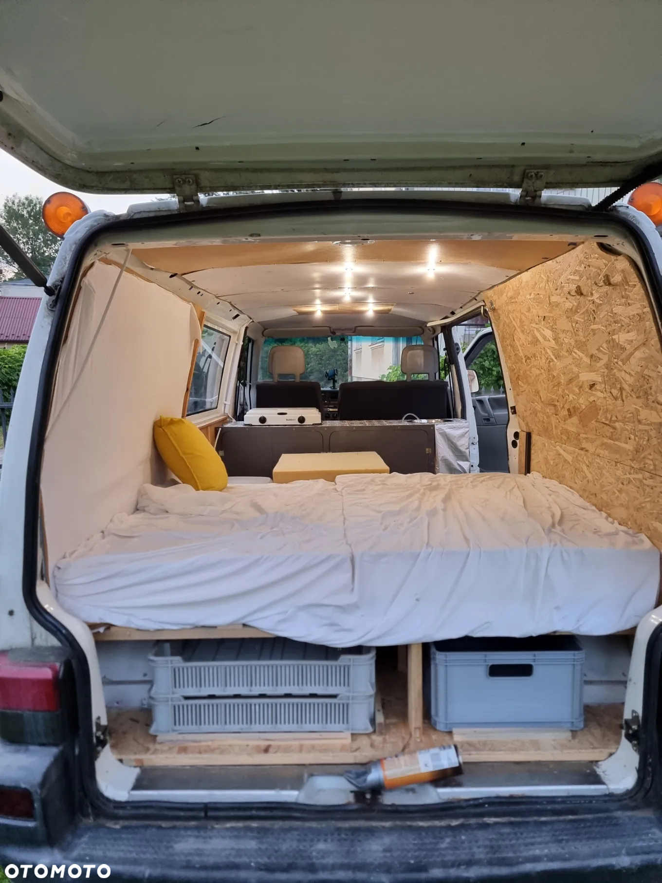 Volkswagen Transporter - 14