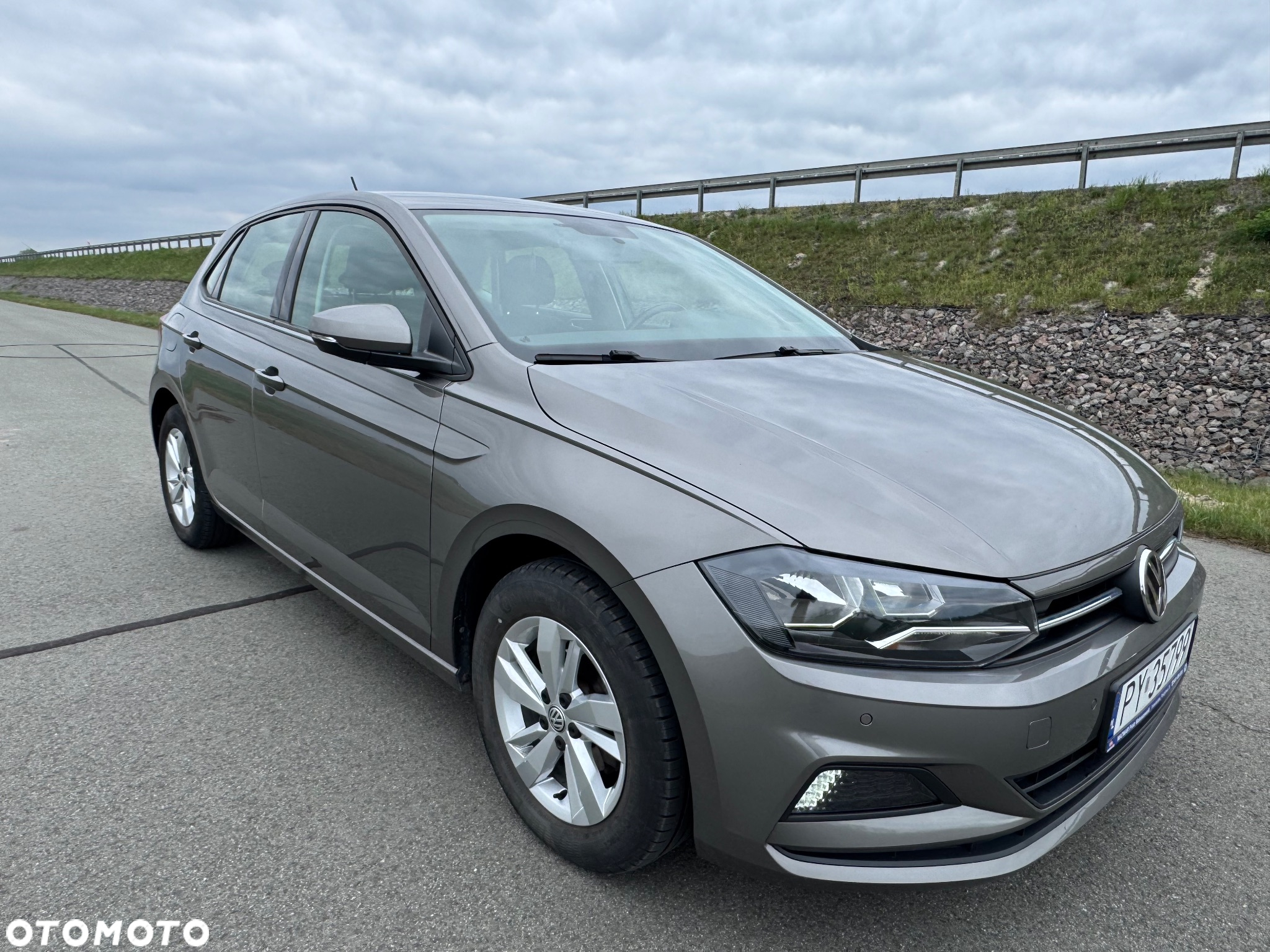 Volkswagen Polo 1.0 TSI Comfortline - 17