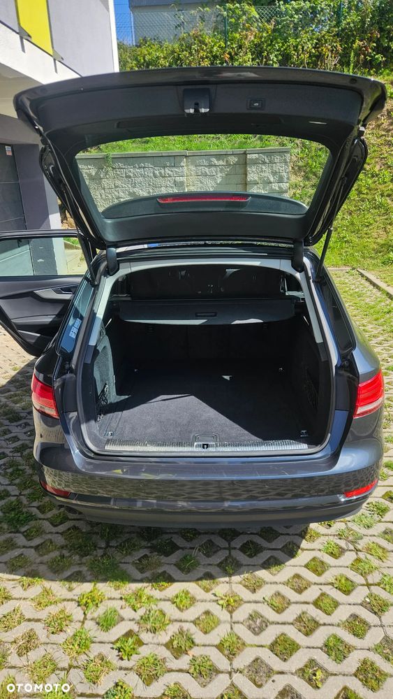 Audi A4 Avant 2.0 TDI design - 21