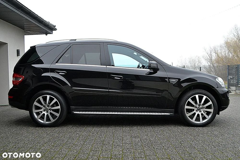 Mercedes-Benz ML - 4