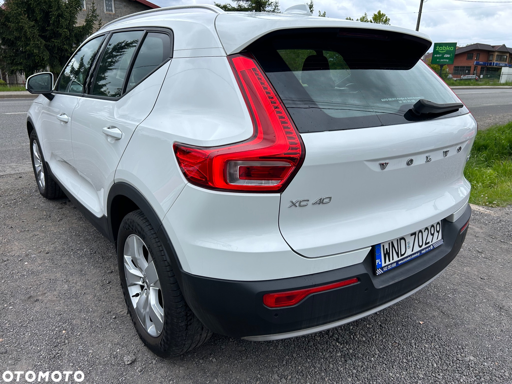 Volvo XC 40 T5 AWD Momentum Pro - 9