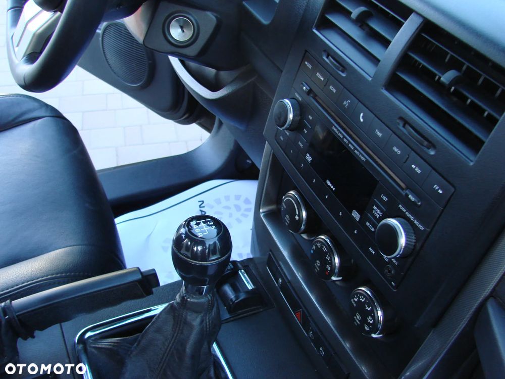 Jeep Cherokee - 27