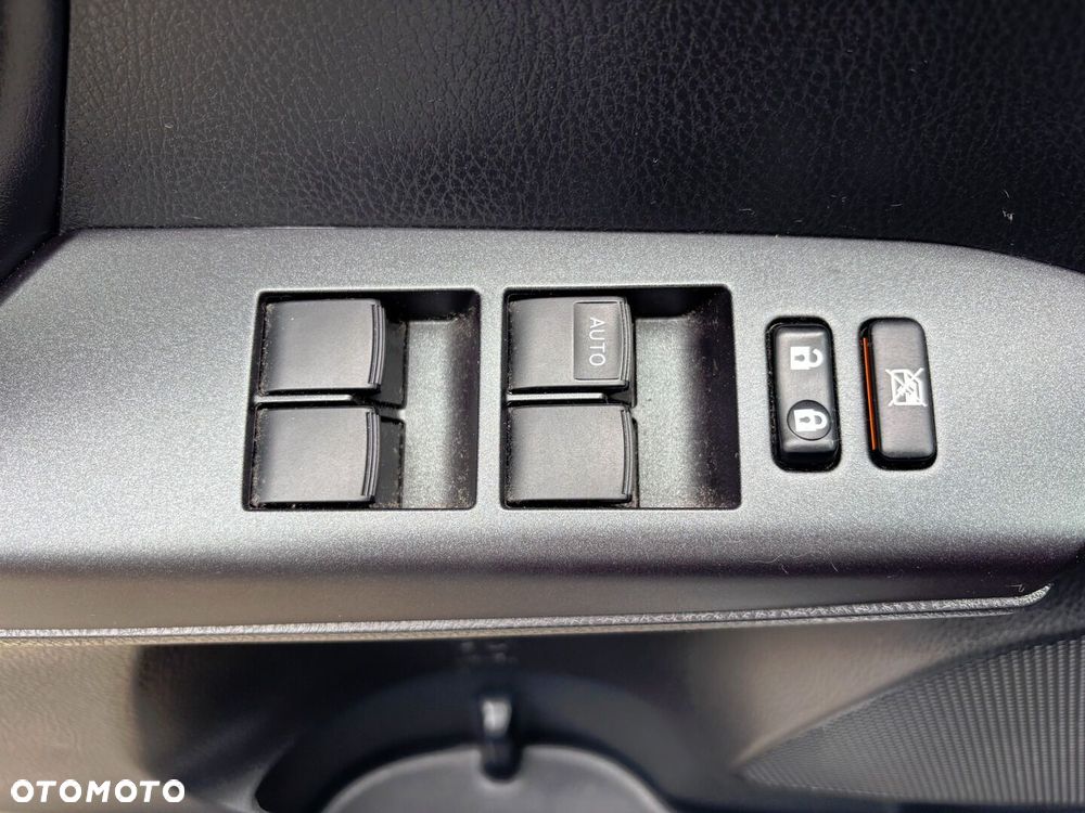 Toyota RAV4 Hybrid Premium 4x2 - 11