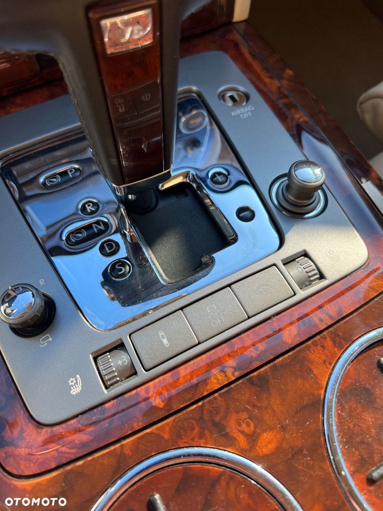 Volkswagen Phaeton 3.0 V6 TDI DPF 4MOTION Automatik (5 Sitzer) - 20