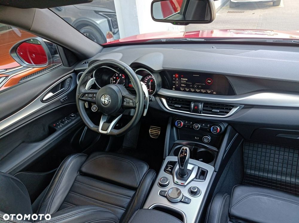 Alfa Romeo Stelvio - 27