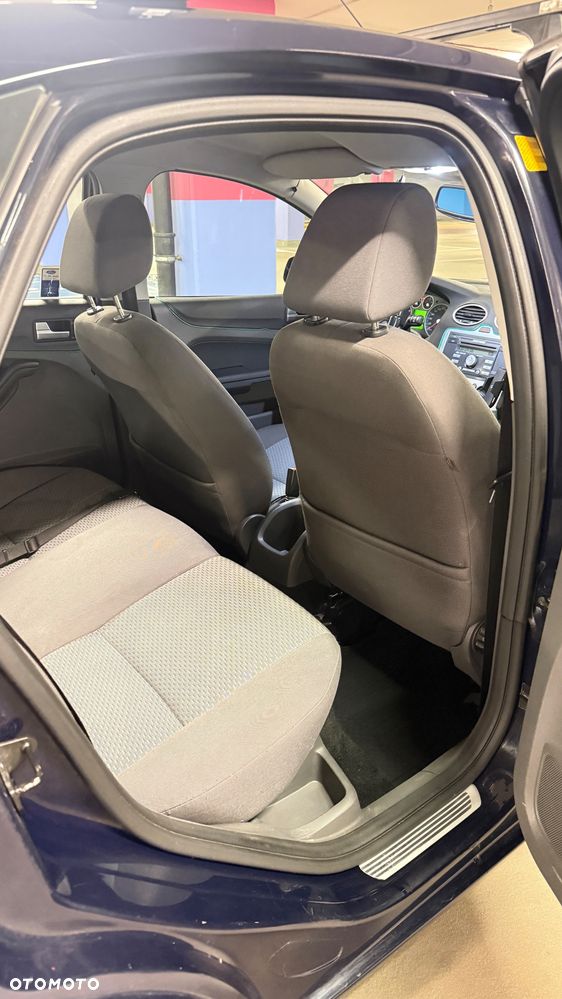 Ford Focus 1.6 Gold X - 9