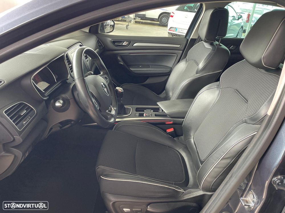 Renault Mégane ENERGY dCi 110 Start & Stop Bose Edition - 10