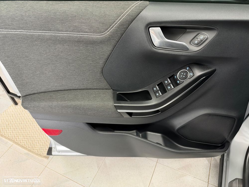 Ford Puma 1.0 EcoBoost Hybrid TITANIUM - 9