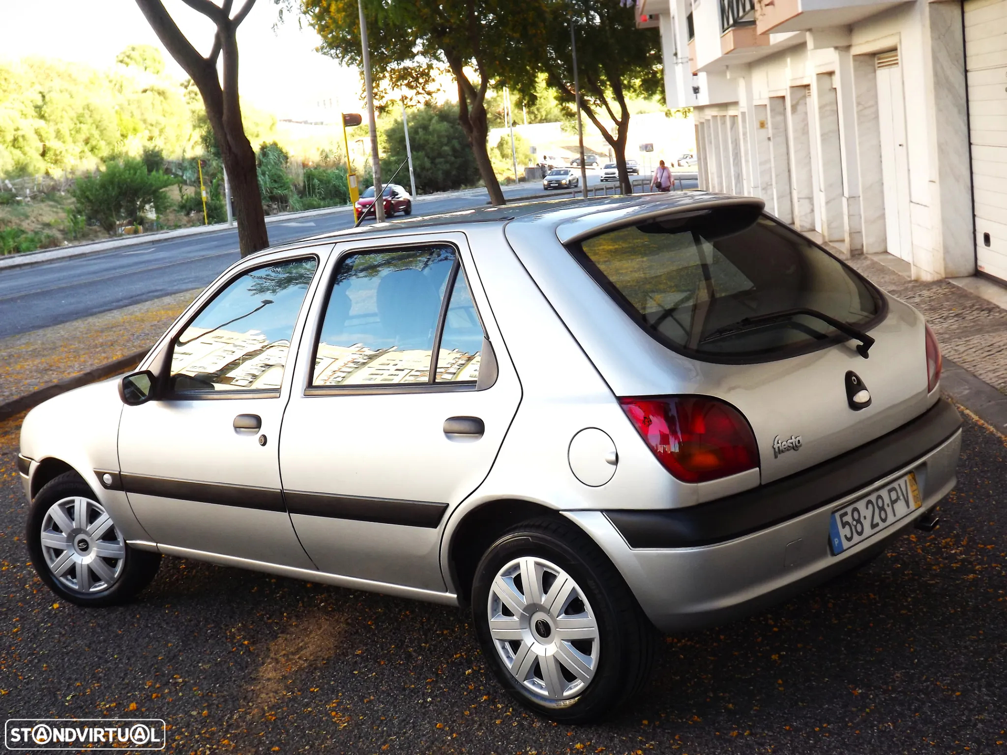 Ford Fiesta 1.25 Techno - 3