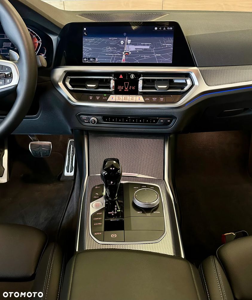 BMW Seria 3 330i M Sport sport - 13