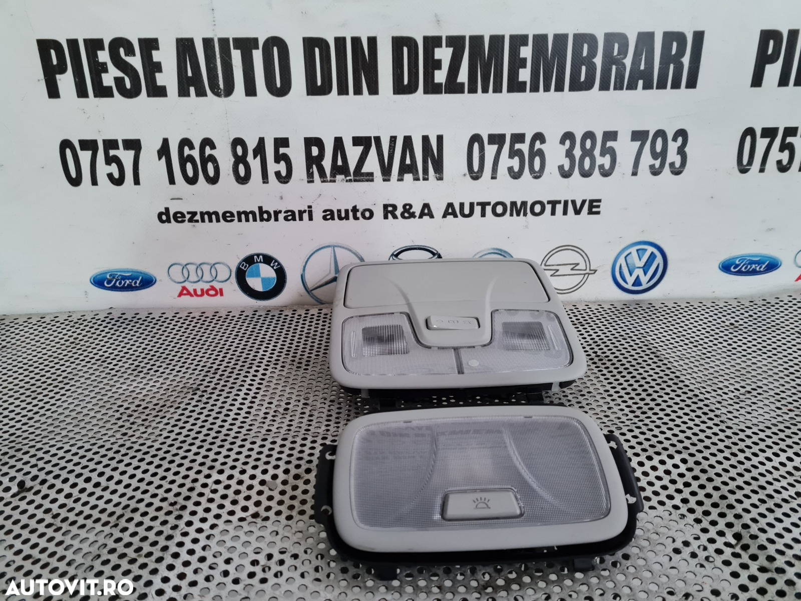 Plafoniera Fata Spate Suport Ochelari Hyundai IX35 An 2009-2010-2011-2012-2013-2014-2015 Dezmembrez - 4