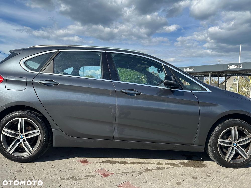 BMW Seria 2 218d Sport Line - 3