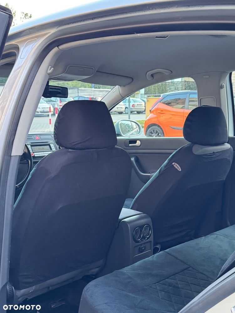 Volkswagen Golf 1.9 TDI DSG Comfortline - 9