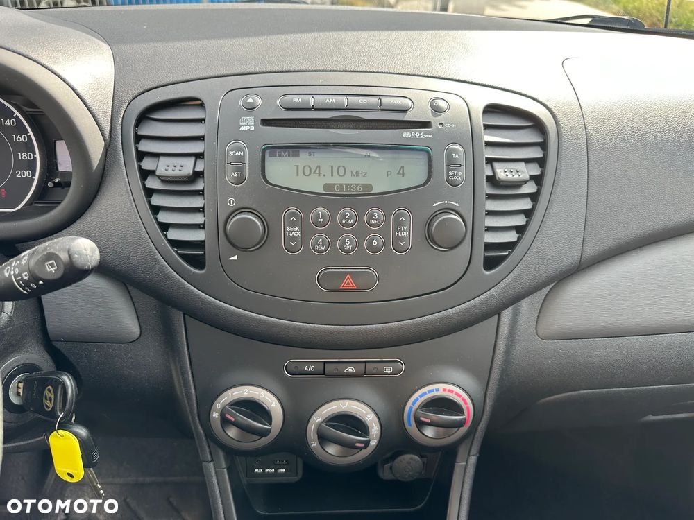 Hyundai i10 1.1 Premium - 29