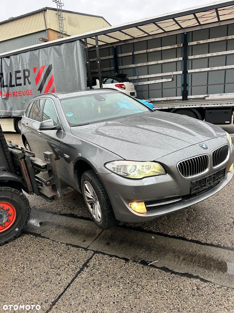 BMW Seria 5 520d BluePerformance - 17