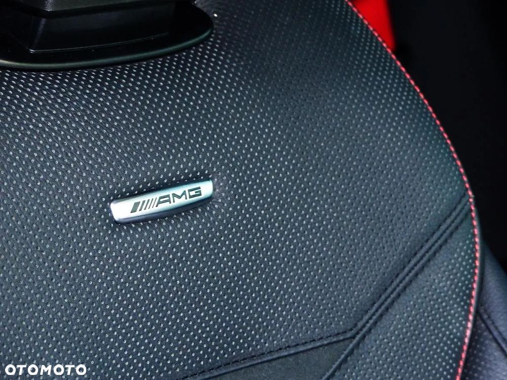 Mercedes-Benz Klasa C AMG 43 4Matic AMG Speedshift MCT9G - 18