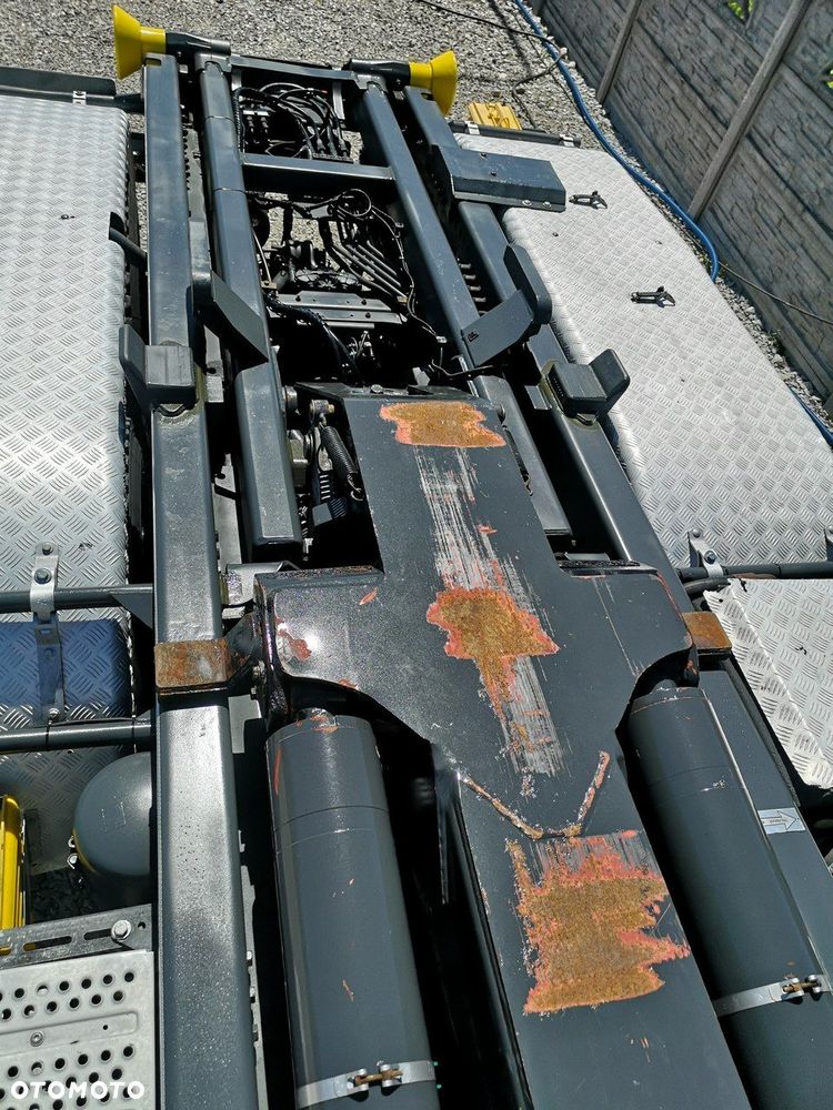 Mercedes-Benz Arocs 3251 Hakowiec 8x4 Palfinger Manual Euro 6 Niski Przebieg! - 18