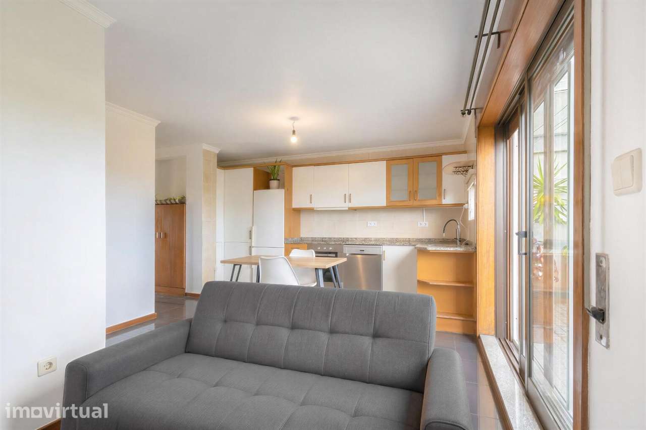 Apartamento T1 com Terraços Privativos e Excelente Localização... - Grande imagem: 4/30