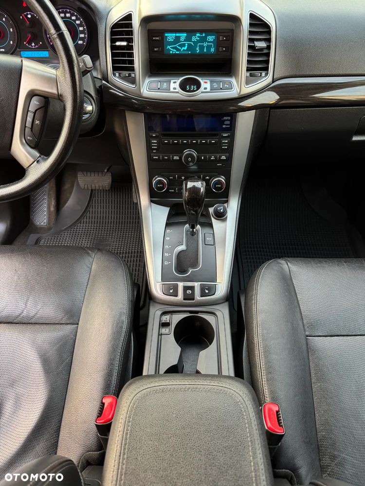 Chevrolet Captiva 2.2 D LT+ - 11