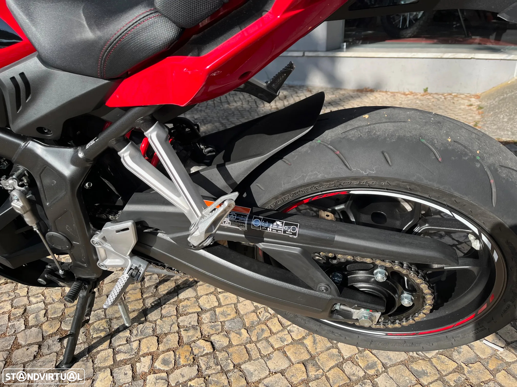 Honda CBR 650 RA - 5