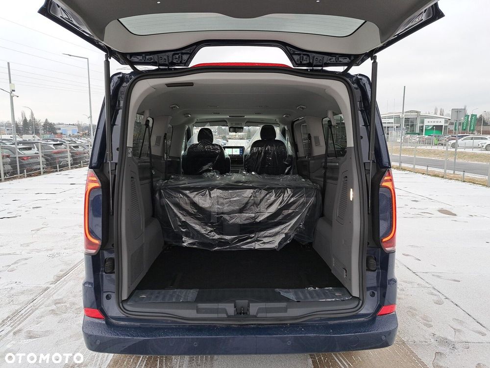 Volkswagen Nowa Caravelle Life silnik: 2,0 l TDI 150 KM / skrzynia biegów: 8-biegowa automatyczna rozstaw osi: 3500 mm   Rozsz. - 26