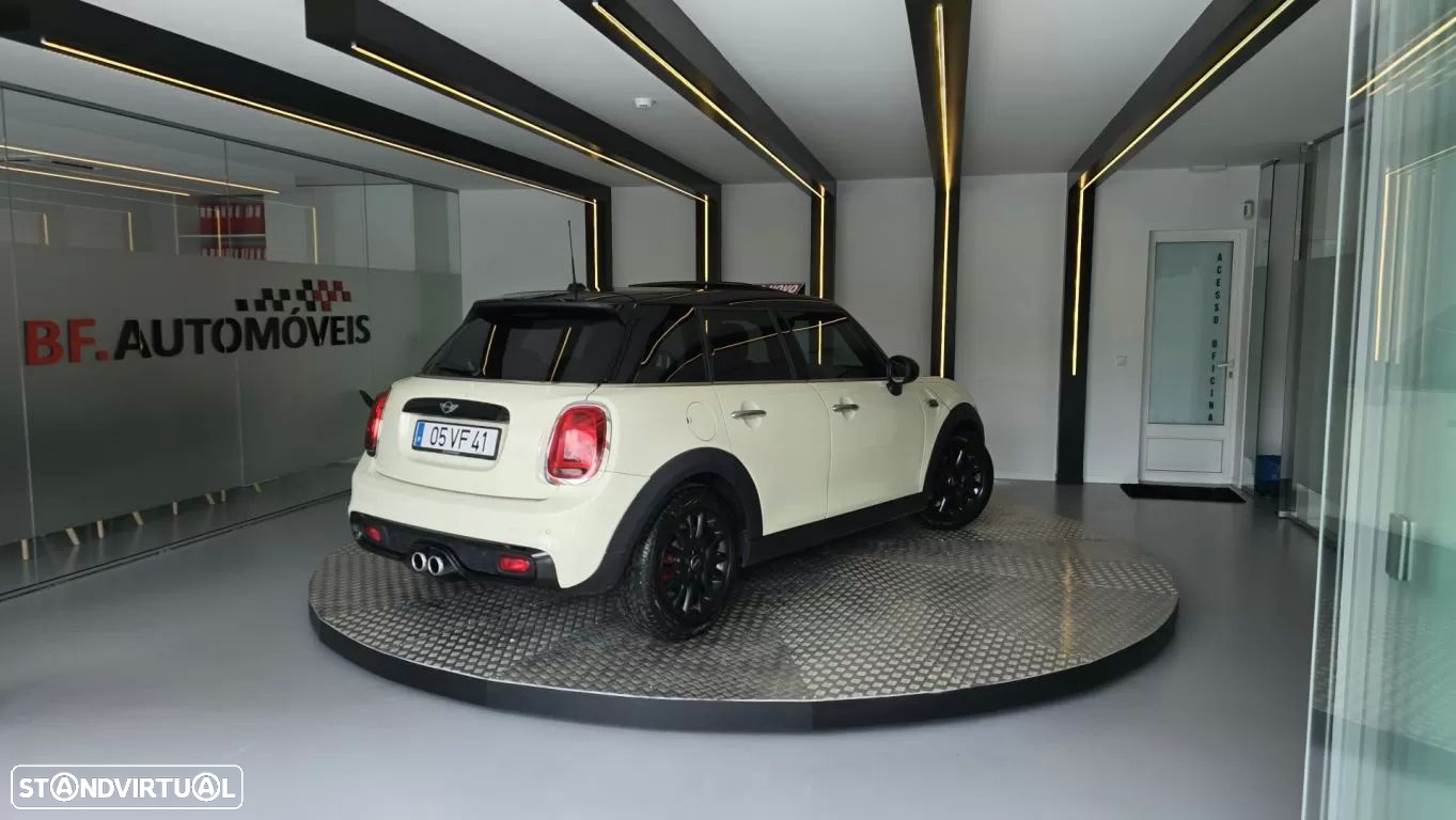 MINI 5 Portas One D - 3