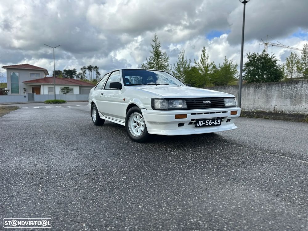 Toyota Corolla AE86 1.6 GTi - 10