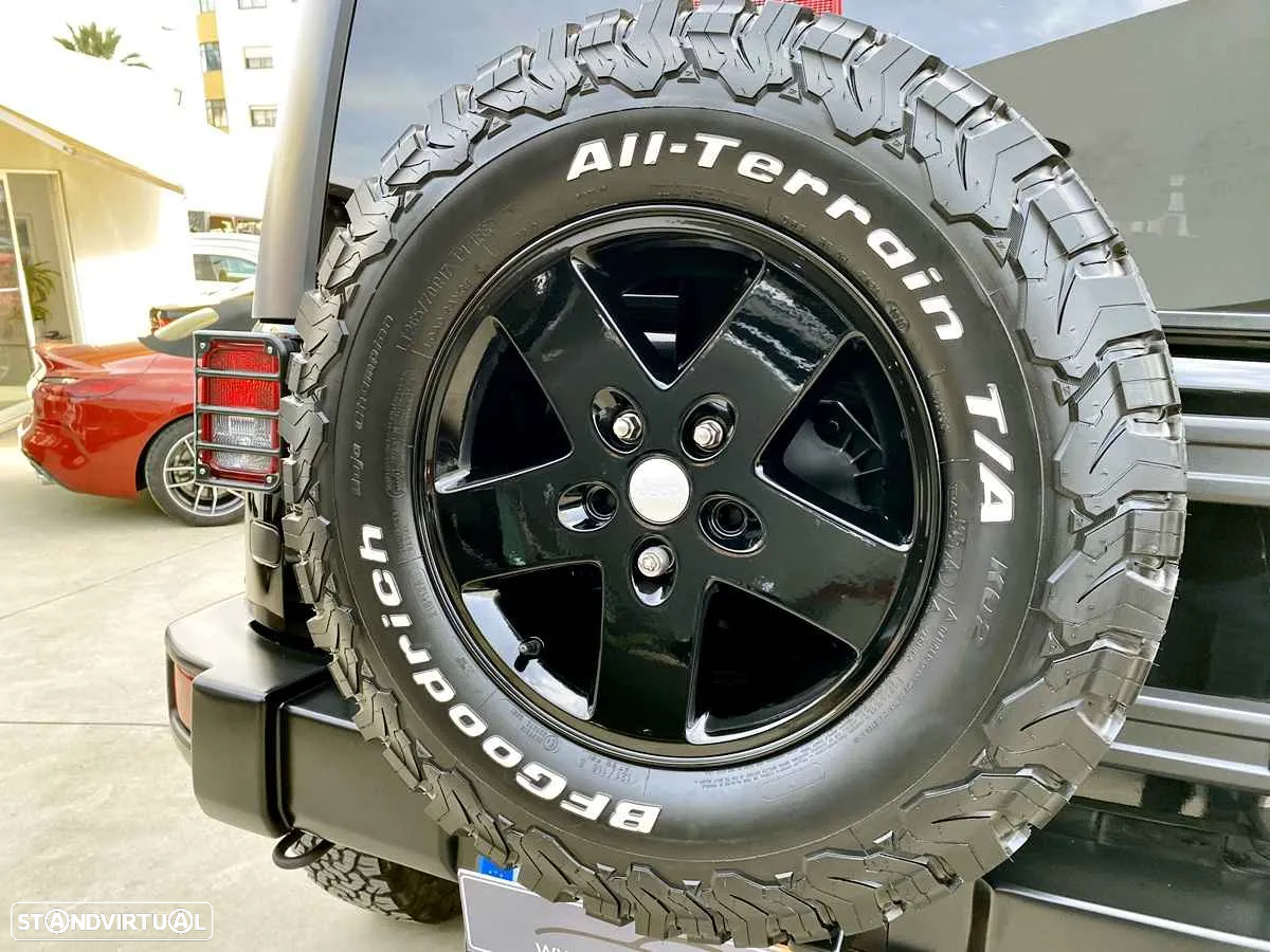 Jeep Wrangler - 44