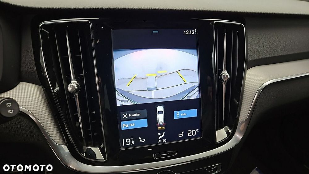 Volvo V60 B4 D Plus Dark - 21