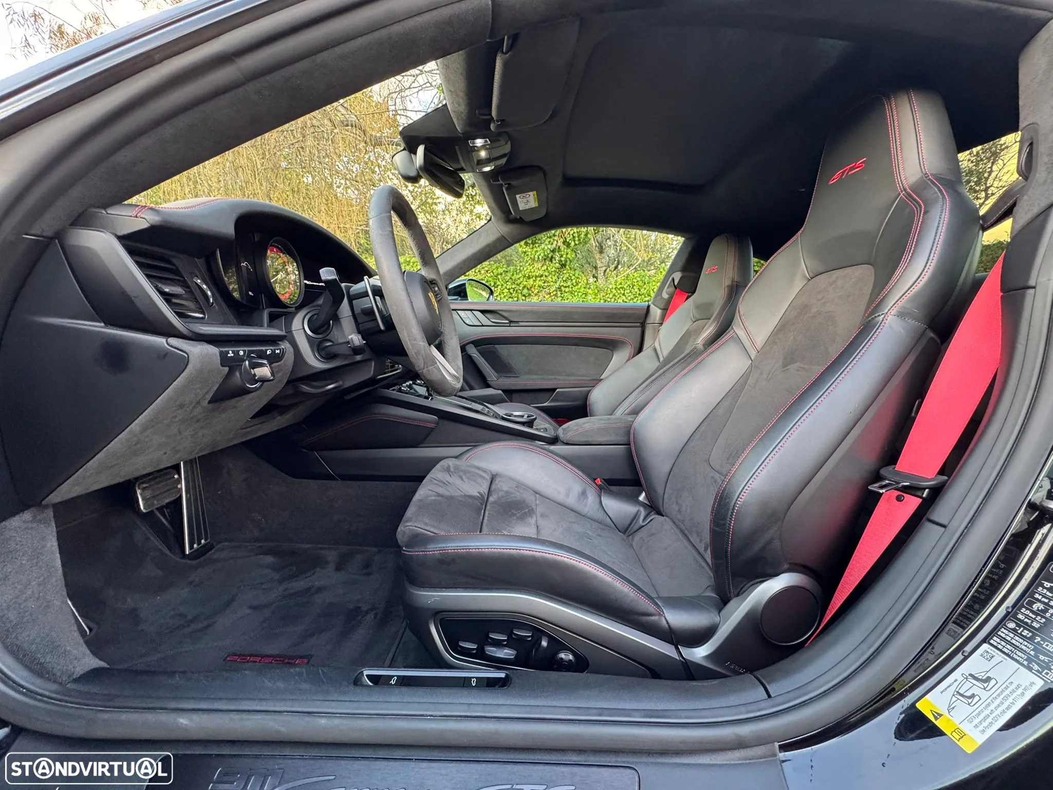 Porsche 911 (992) Carrera GTS PDK - 39
