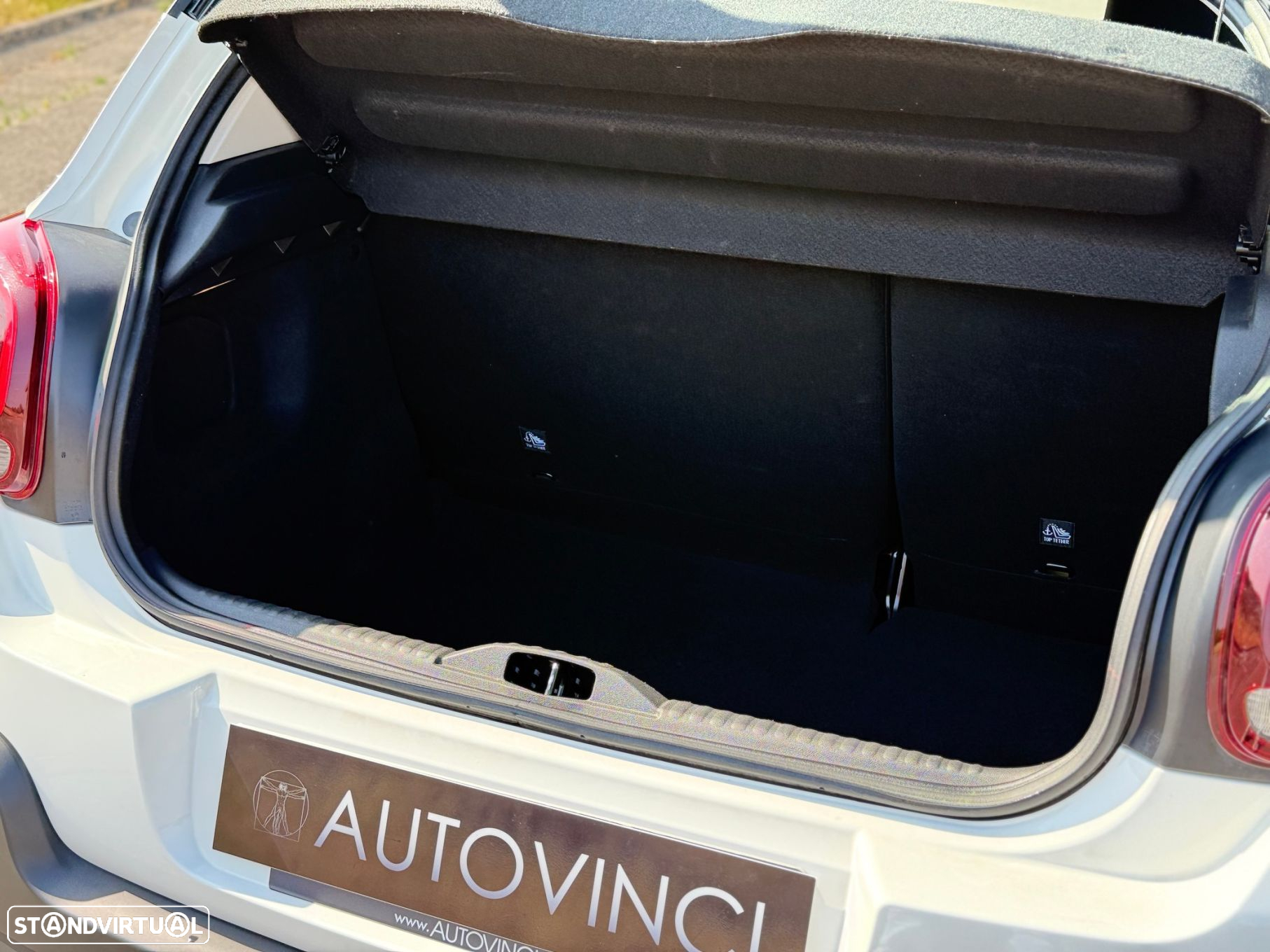 Citroën C3 1.2 PureTech C-Series - 16