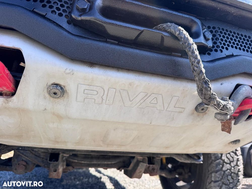 Toyota Hilux 2.8D 204CP 4x4 Double Cab AT Invincible - 38