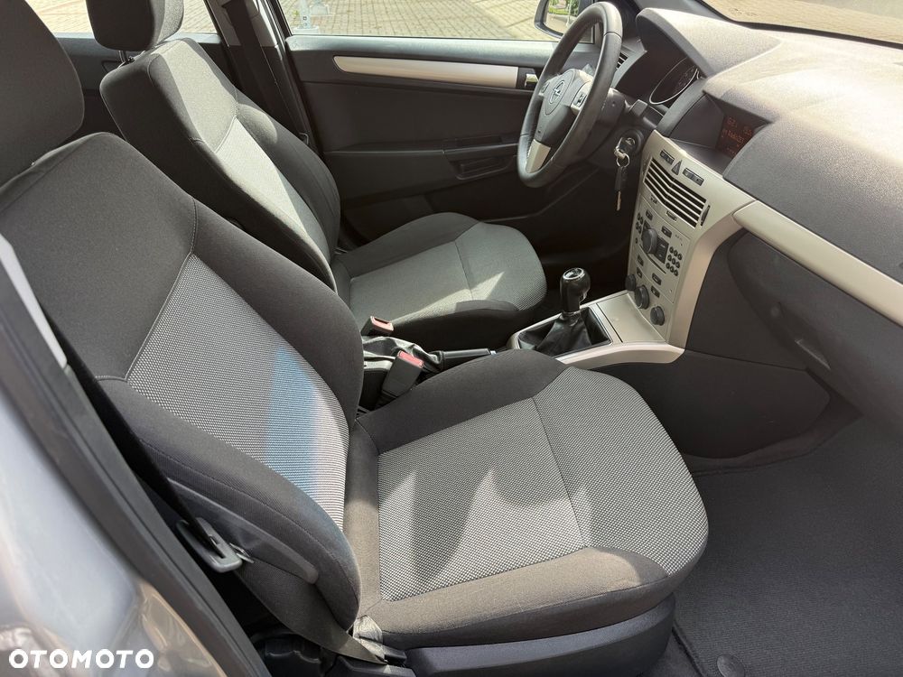 Opel Astra 1.6 - 15