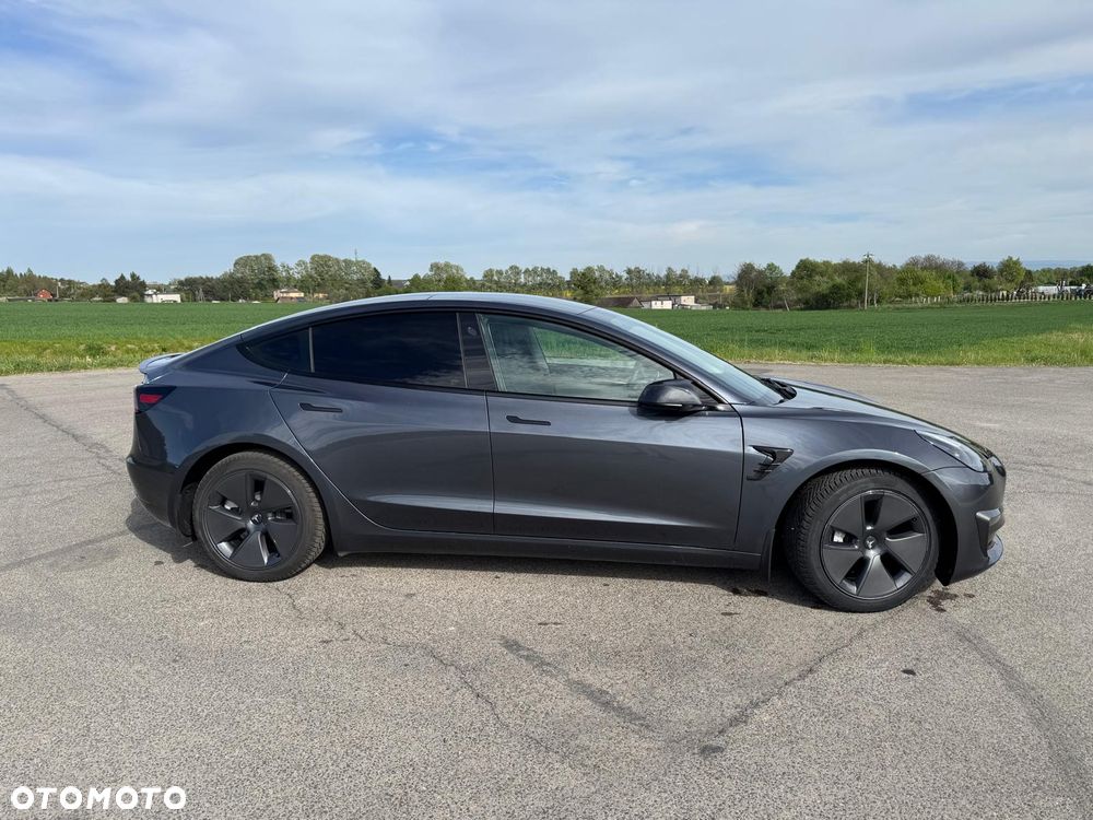 Tesla Model 3 Standard Hinterradantrieb - 5