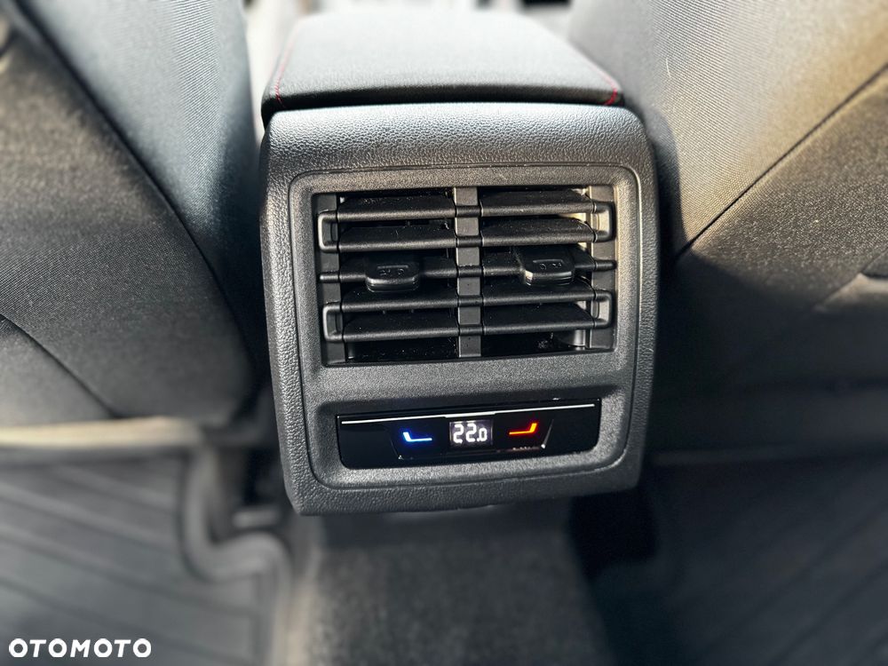 Volkswagen Golf 2.0 TSI GTI DSG - 10