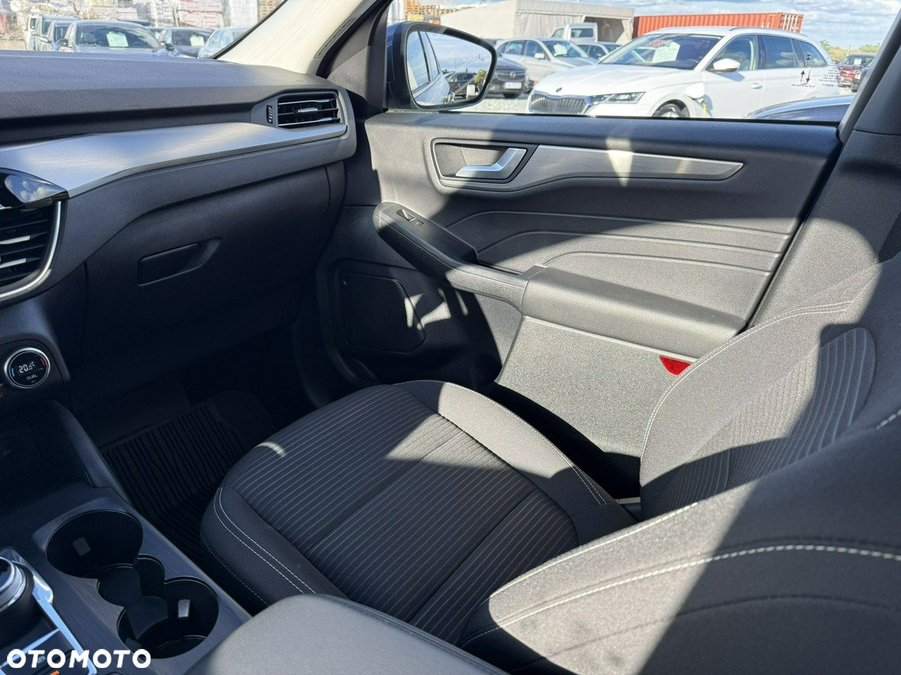 Ford Kuga 2.5 Duratec PHEV TITANIUM - 19