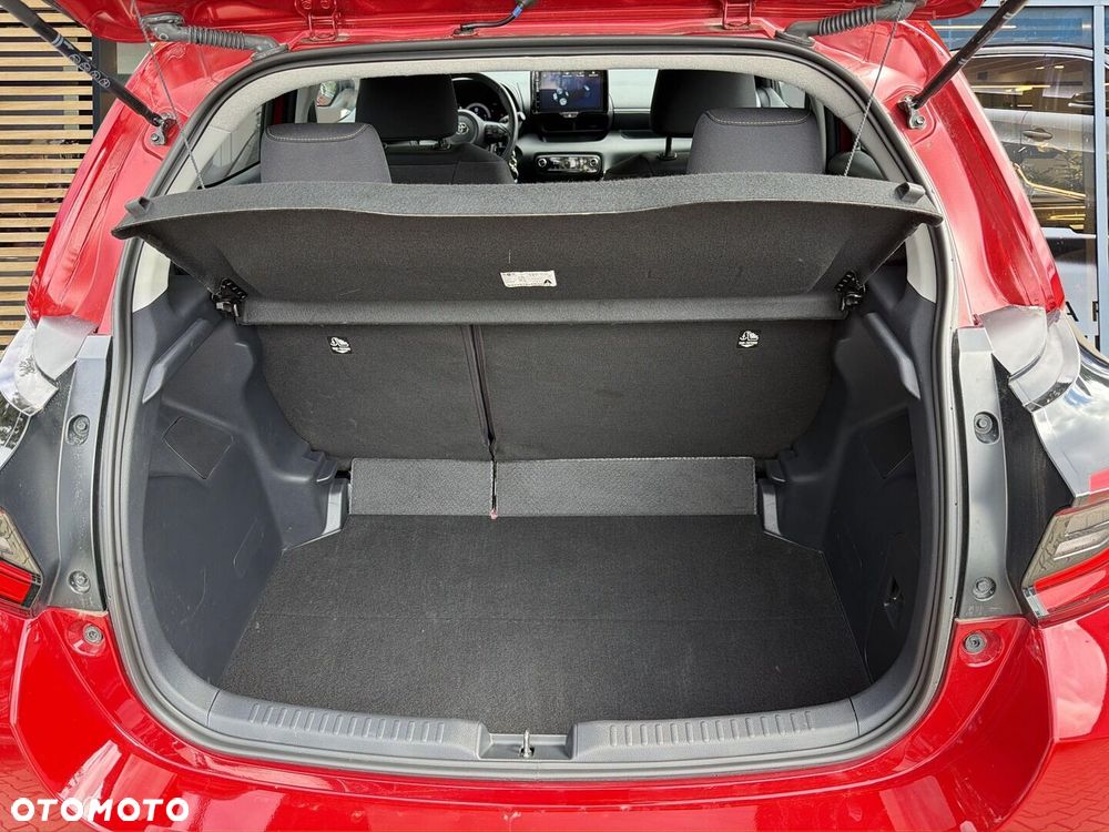 Toyota Yaris Hybrid 1.5 Style - 21