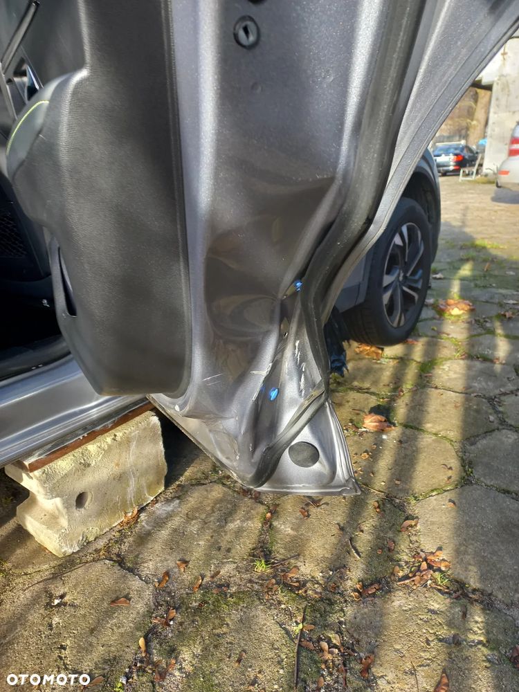 Peugeot 2008 1.5 BlueHDi GT Line S&S EAT8 - 14