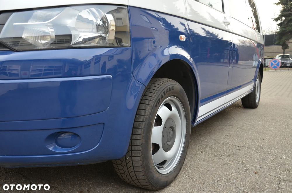 Volkswagen Caravelle - 22