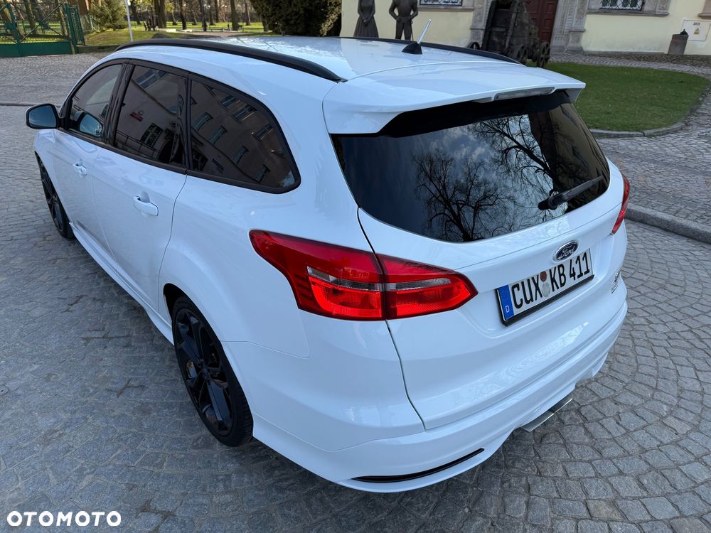 Ford Focus 2.0 TDCi ST - 4