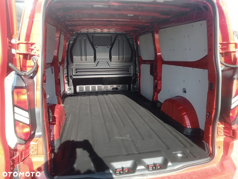 Ford Transit Custom LIMITED - 11