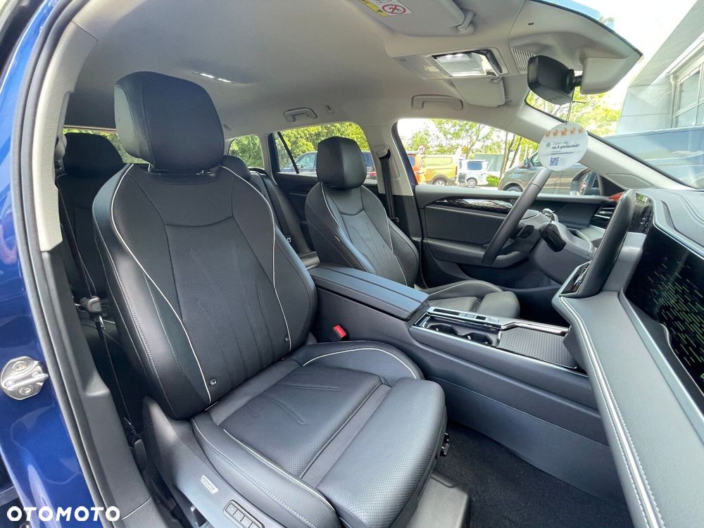 Volkswagen Passat - 15