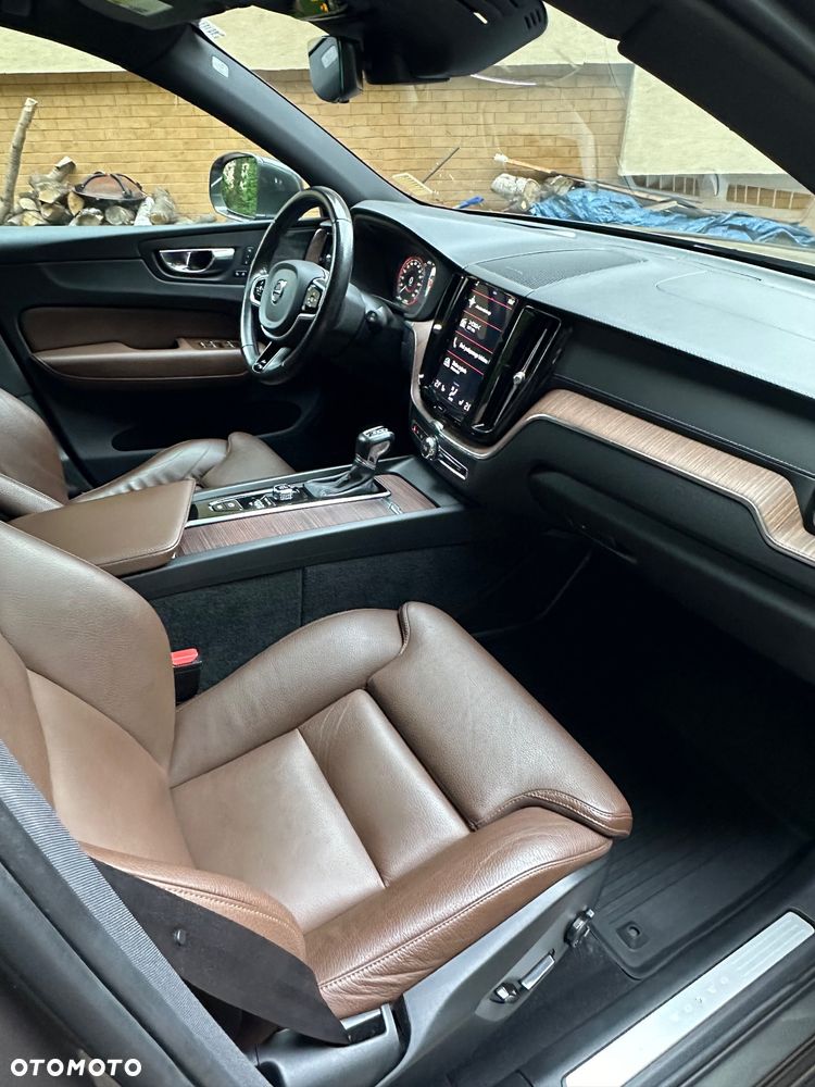 Volvo XC 60 T6 AWD Inscription - 33