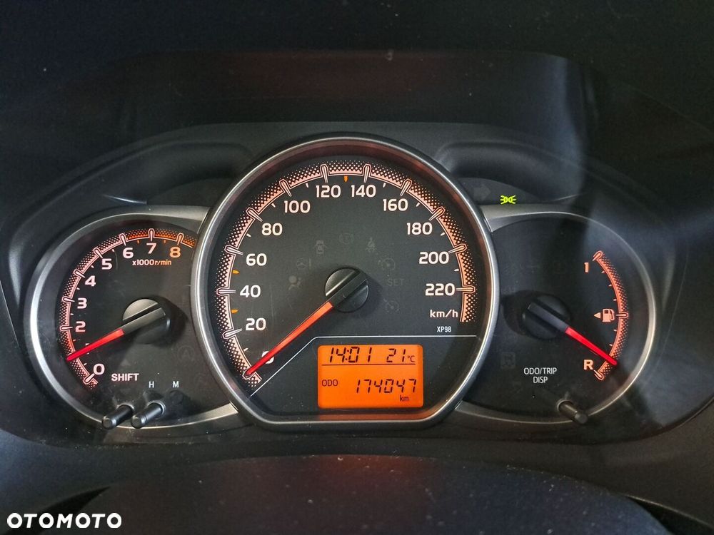 Toyota Yaris 1.0 Active EU6 - 31