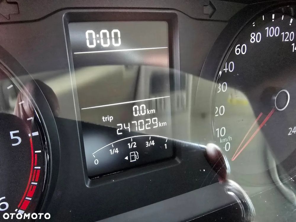 Volkswagen Caravelle 2.0 TDI L1 Trendline - 21