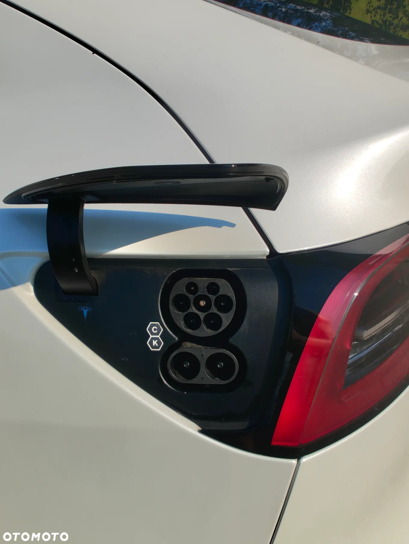 Tesla Y Model Long Range Dual Motor AWD - 31