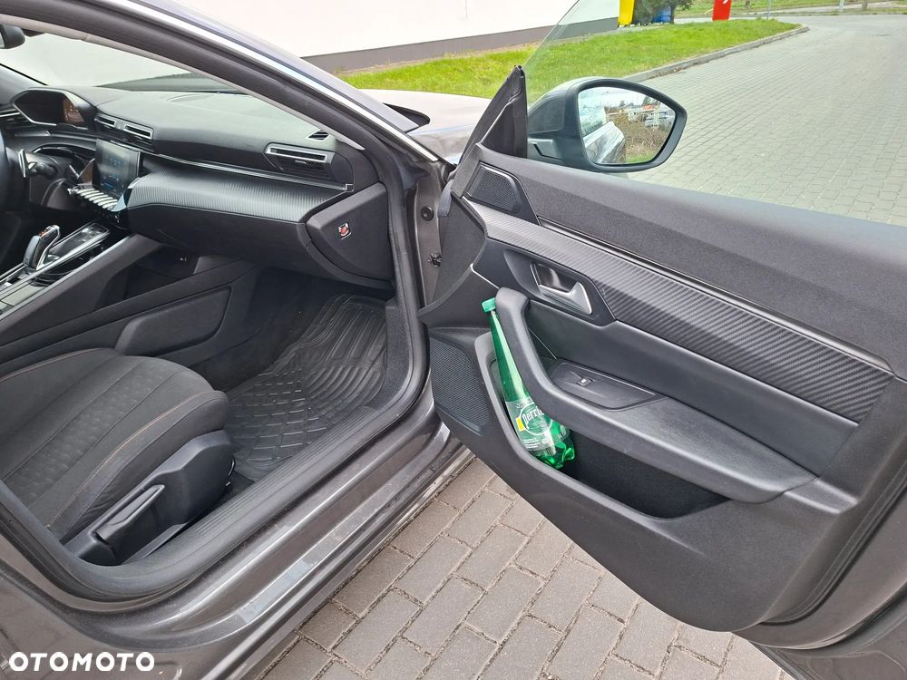 Peugeot 508 PureTech 180 EAT8 Allure - 26