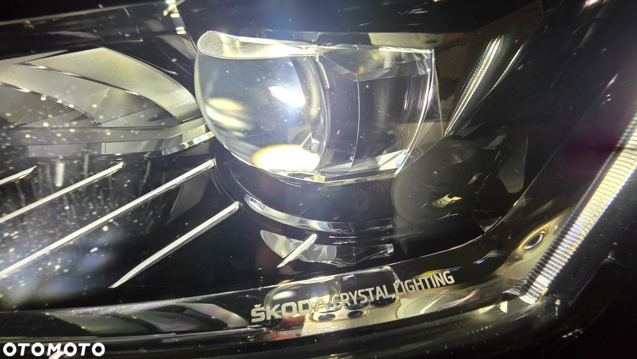 Skoda Superb 2.0 TSI Sportline DSG - 30