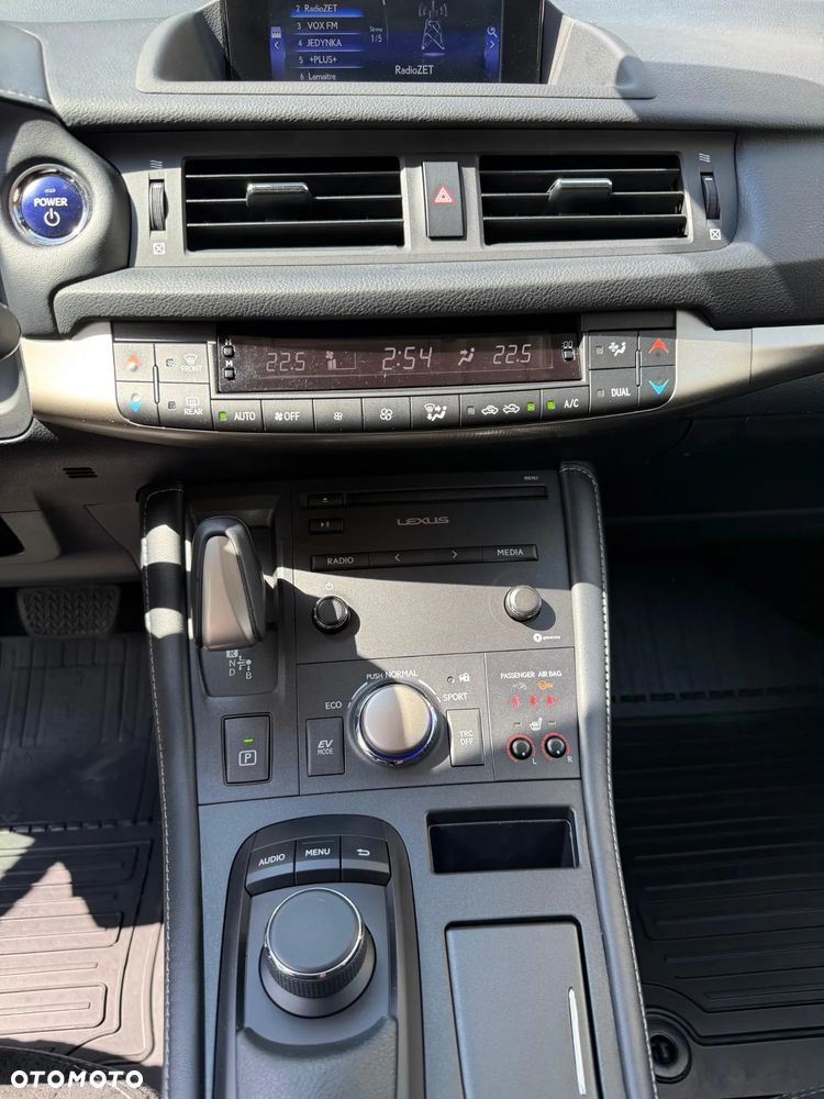 Lexus CT 200h Elegance - 5