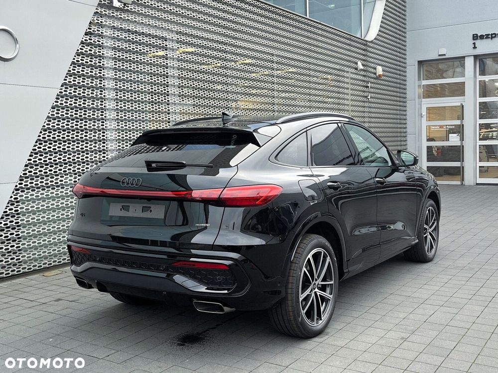Audi Q5 Sportback - 10